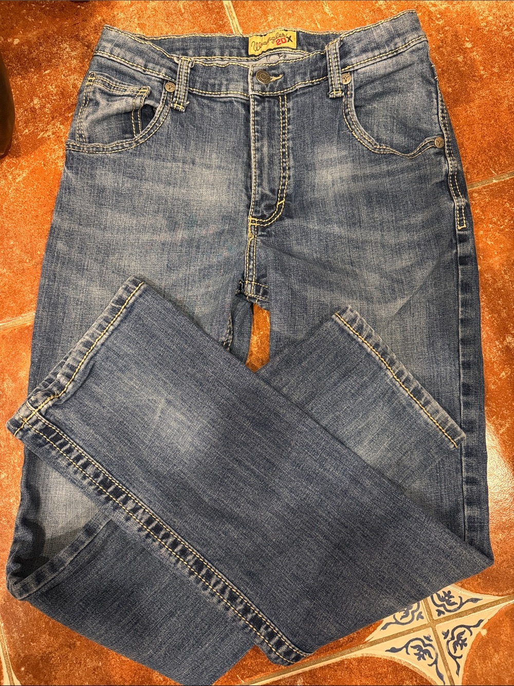 Wrangler Boys Medium Blue Straight Jeans SZ 18 Reg.